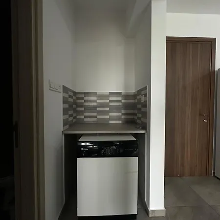 Oroklini's Flat Apartamento Larnaca